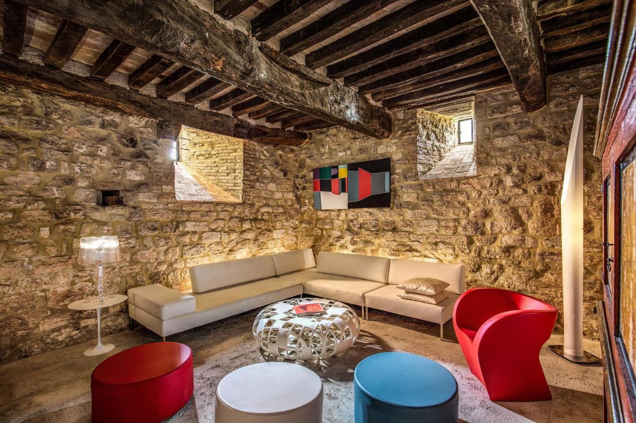 Torre Almonte Aparthotel Todi Bagian luar foto