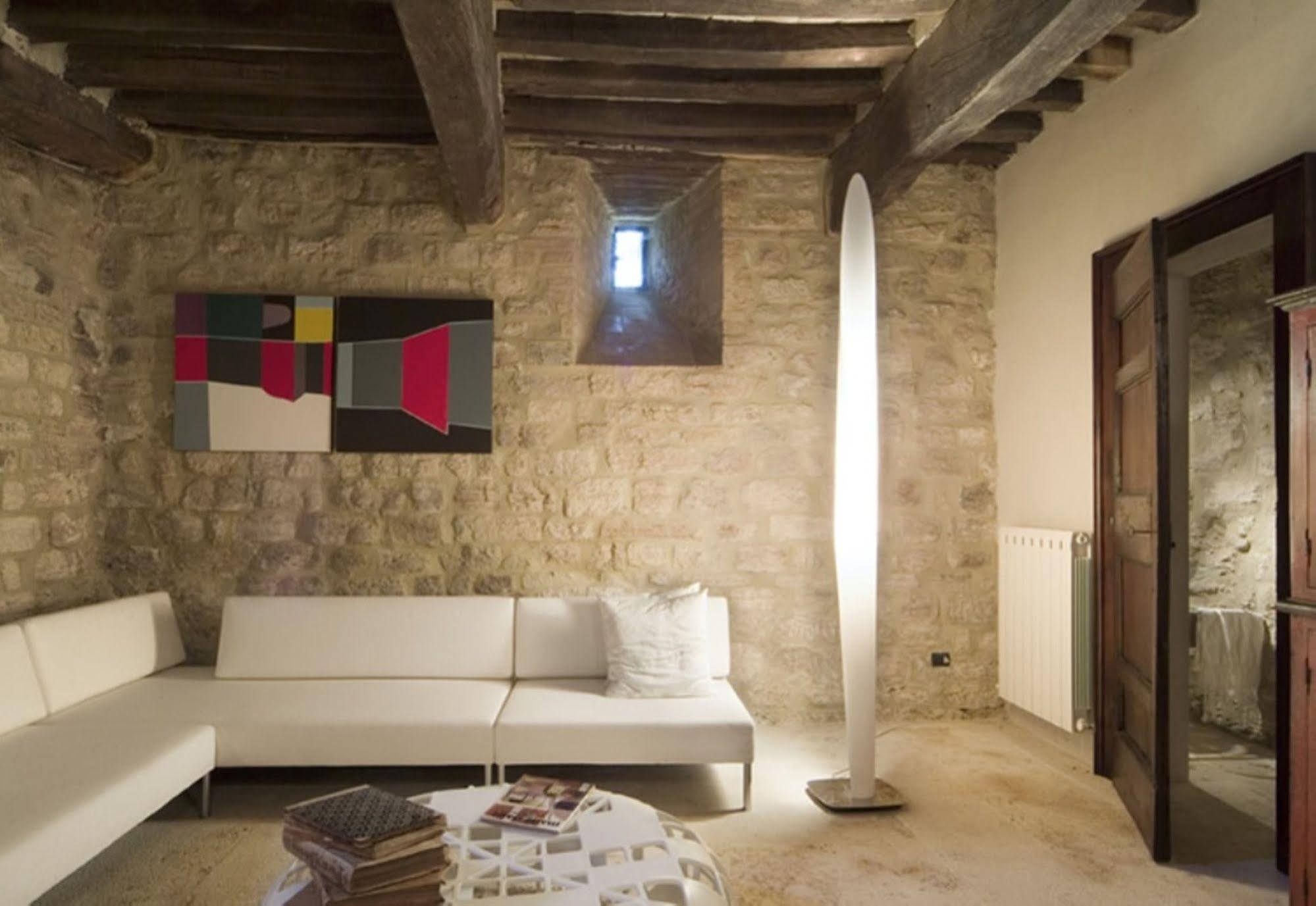 Torre Almonte Aparthotel Todi Bagian luar foto